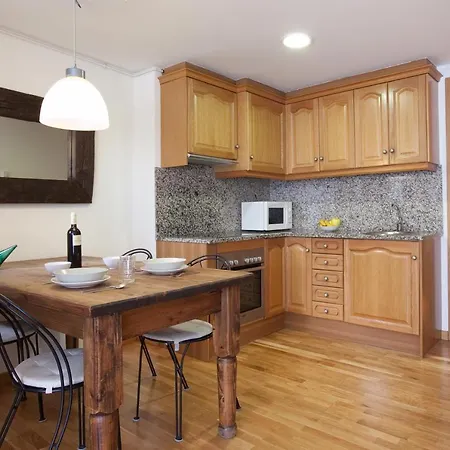 Apartment Mountain View Lodge: Retreat With Fireplace And Wi-fi Llanars