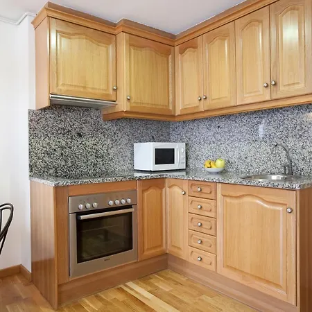 Apartment Mountain View Lodge: Retreat With Fireplace And Wi-fi Llanars
