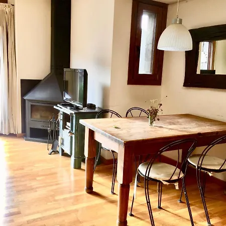 Llanars, En Vall De Camprodon Vistas Montana De Frente, Ascensor, Orientacion Sur, Chimenea, Wifi, Mollo Park, Vallter, Hipica, Golf